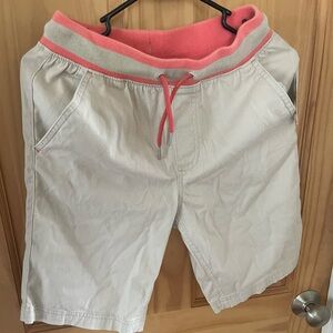 New With Tags, Boy’s Stretch Comfort Waist Stone Tile Colored Shorts Size XL
